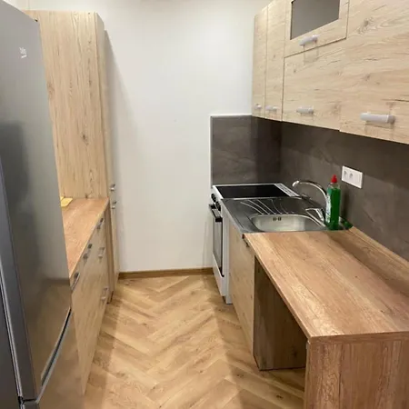 J&v Apartment