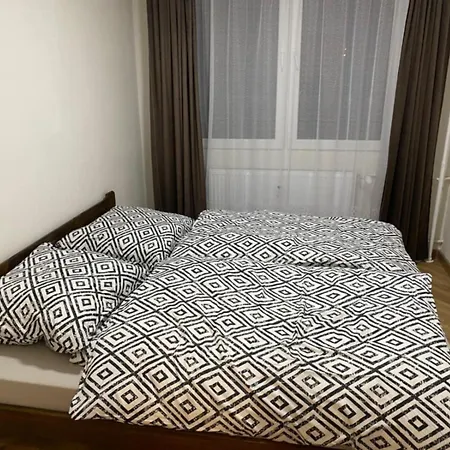 J&v Apartment