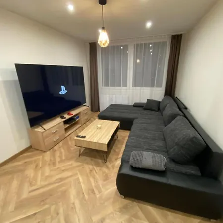 Apartament J&v *